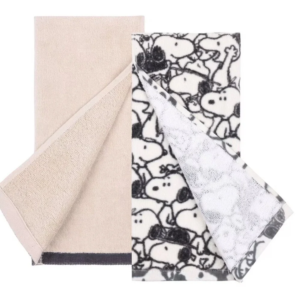 NWT ~ The Big One Peanuts 2-Pack Snoopy Hand Towel Set